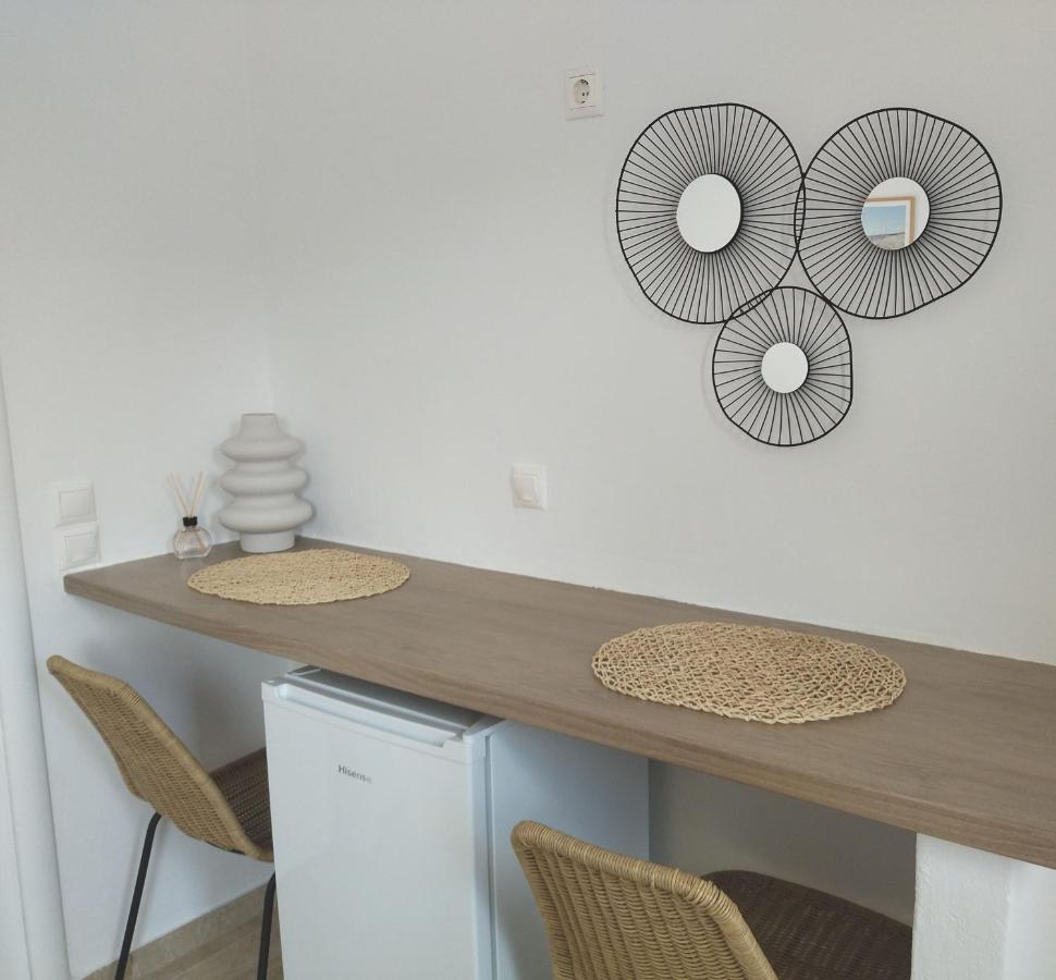 Gaia Serifos Apartments Rámos Room photo