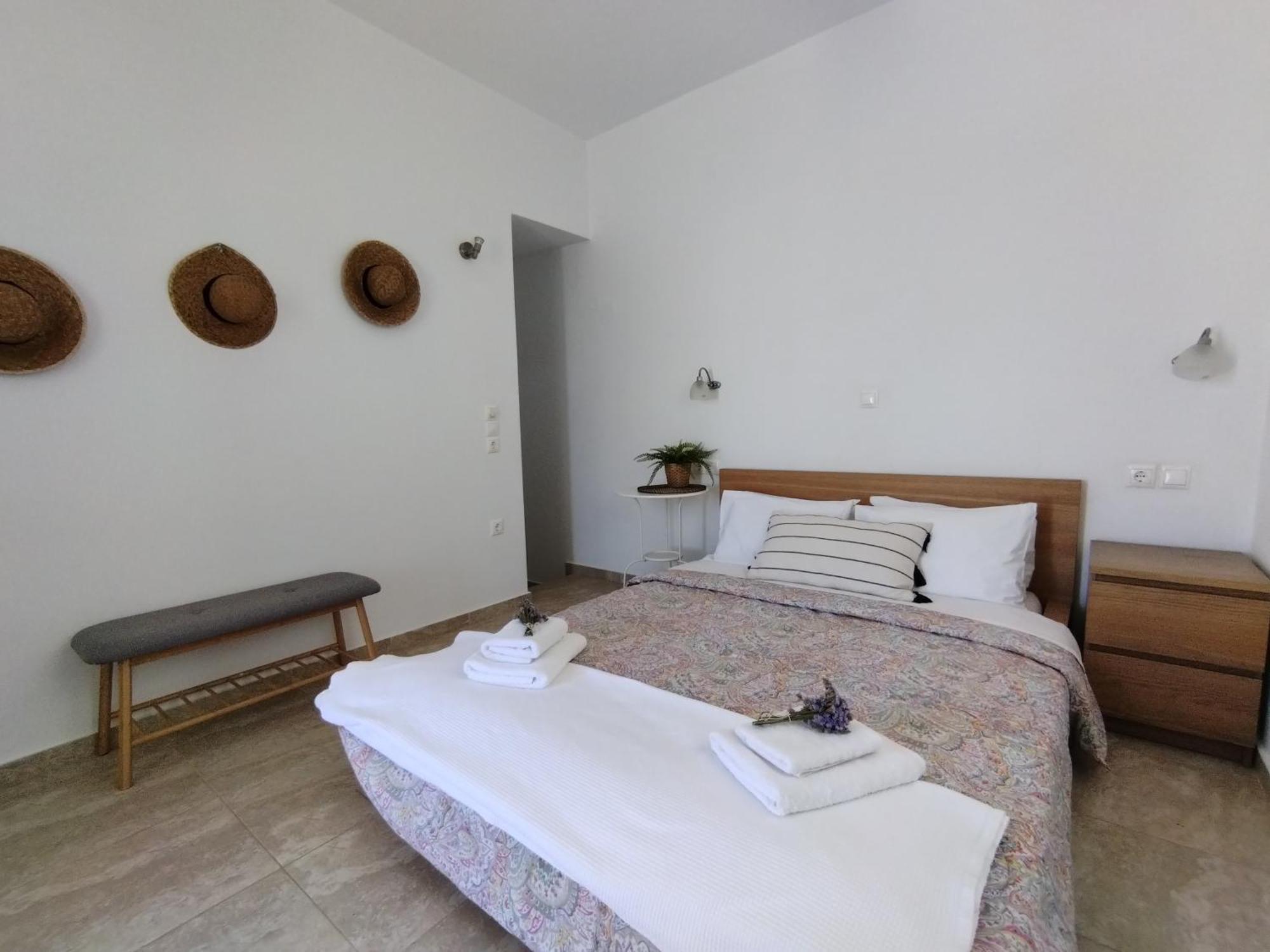 Gaia Serifos Apartments Rámos Room photo