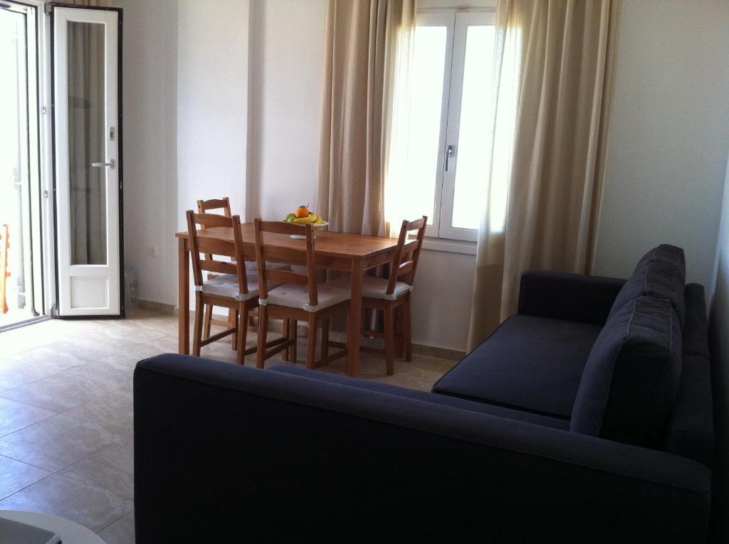 Gaia Serifos Apartments Rámos Room photo